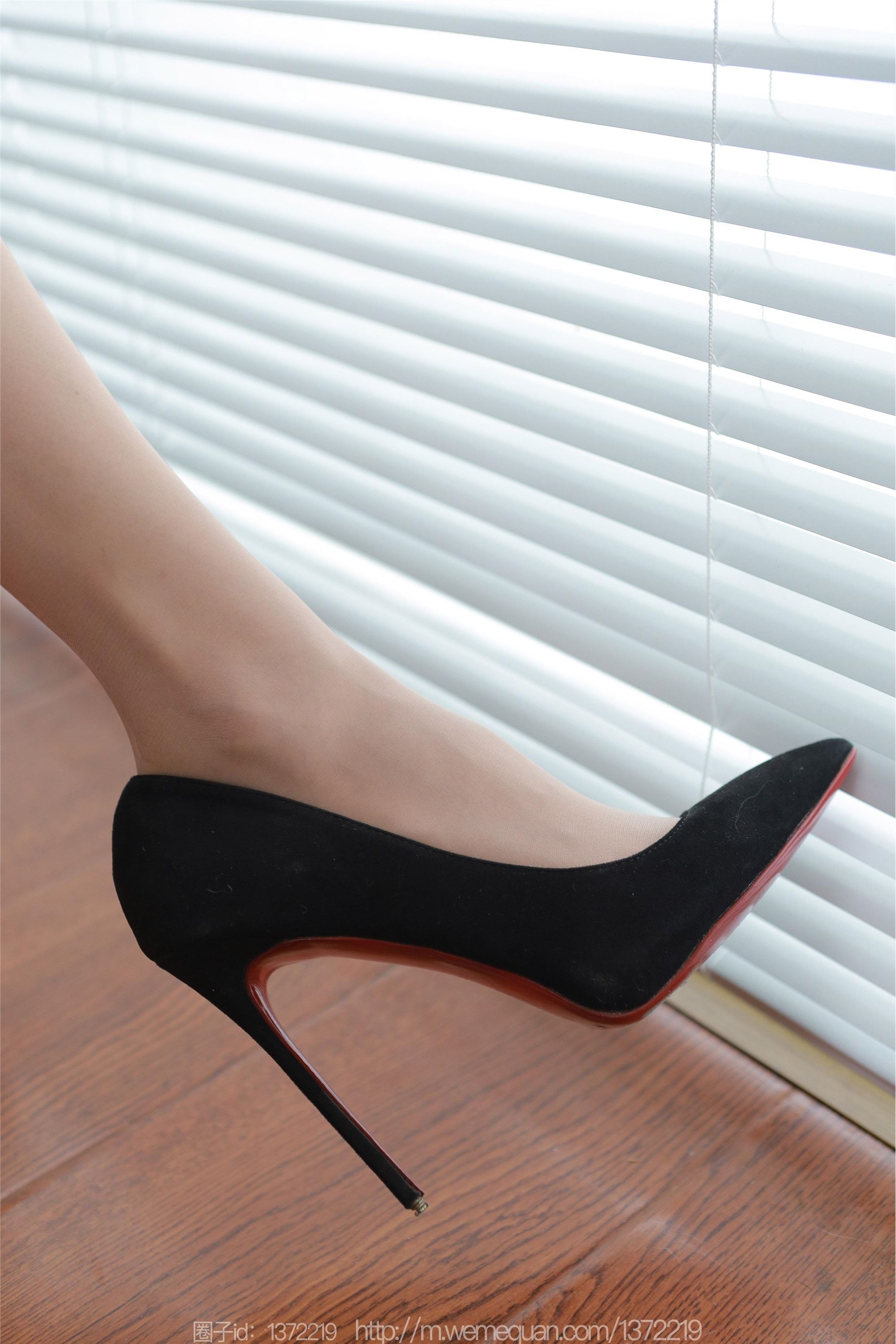 IESS异思趣向  2023.04.26 丝享家 1433 小宝《旗袍半筒丝》